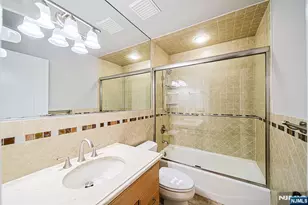 2462 3rd Street 2462, Fort Lee, NJ 07024 - Photo 25