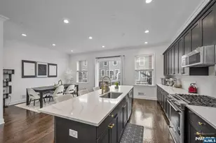 68 Parkside Ln 1204, Teaneck Township, NJ 07666 - Photo 5