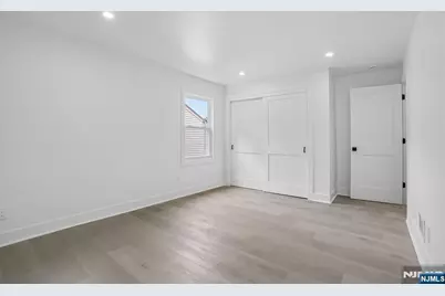 20 Manito Avenue, Oakland, NJ 07436 - Photo 25