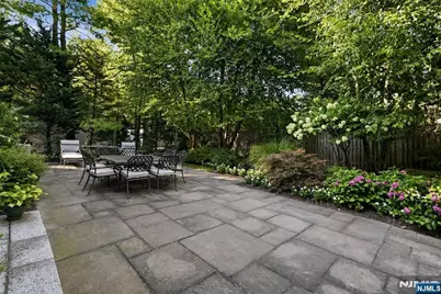 19 Forest Street, Alpine, NJ 07620 - Photo 31