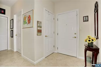 80 Ridgewood Road 117 #117, Washington Township, NJ 07676 - Photo 5