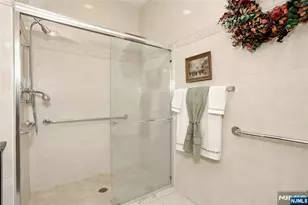 80 Ridgewood Road 117, Washington Township, NJ 07676 - Photo 19