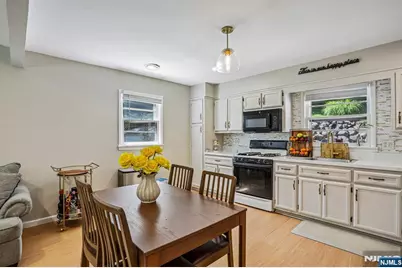 89 Knolls Road, Bloomingdale, NJ 07403 - Photo 11