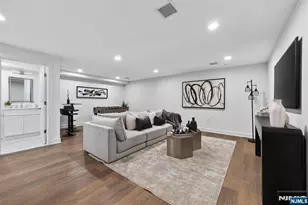 22 Gabriel Ct 15, Paramus, NJ 07652 - Photo 31