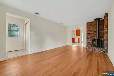 12 Leoson Parkway, Old Tappan, NJ 07675 - Photo 7