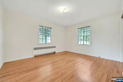 12 Leoson Parkway, Old Tappan, NJ 07675 - Photo 17