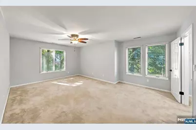 2 Parkside Terrace 2A #2A, Woodland Park, NJ 07424 - Photo 21