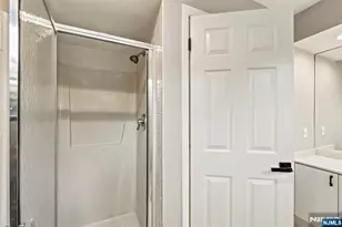 2 Parkside Terrace 2A, Woodland Park, NJ 07424 - Photo 33