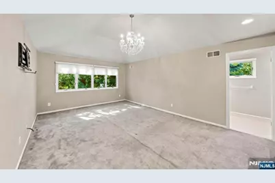 2 Parkside Terrace 2A #2A, Woodland Park, NJ 07424 - Photo 29