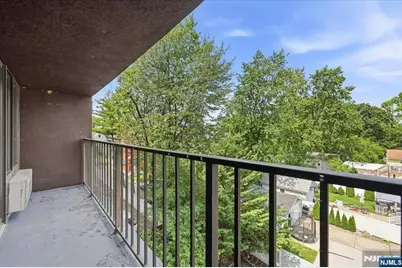 55 Clinton Place 404 #404, Hackensack, NJ 07601 - Photo 25