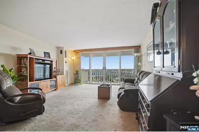 555 North Avenue 21 H #21 H, Fort Lee, NJ 07024 - Photo 7
