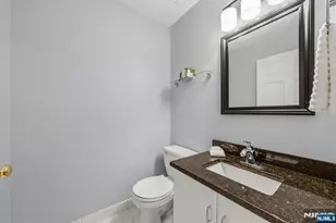 2140 Jordan Ct, Mahwah, NJ 07430 - Photo 17