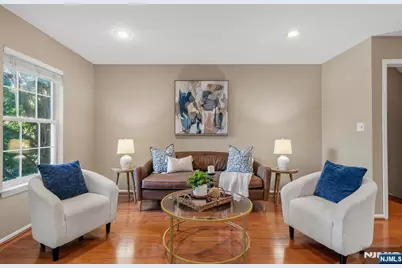 2140 Jordan Court, Mahwah, NJ 07430 - Photo 13