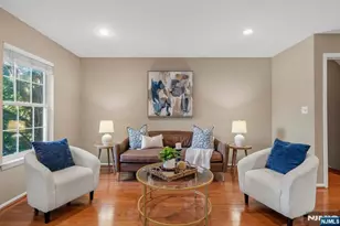 2140 Jordan Ct, Mahwah, NJ 07430 - Photo 13
