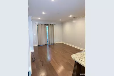 1625 Paterson Plank Road 5 #5, Secaucus, NJ 07094 - Photo 5