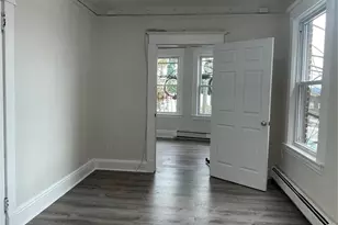 14 Hilliard Ave 5, Edgewater, NJ 07020 - Photo 3