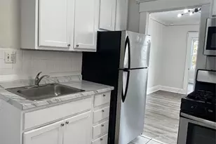 14 Hilliard Ave 5, Edgewater, NJ 07020 - Photo 1