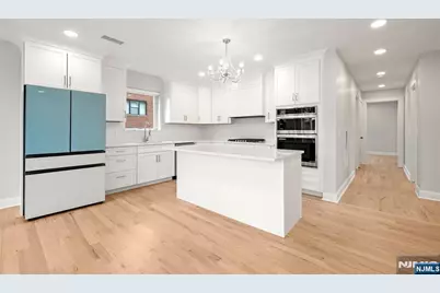 1000 Elm Avenue 1Fl #1FL, Ridgefield, NJ 07657 - Photo 9