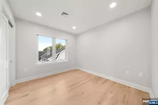 1000 Elm Ave 2Fl, Ridgefield, NJ 07657 - Photo 15