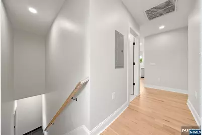 1000 Elm Avenue 2Fl #2FL, Ridgefield, NJ 07657 - Photo 3