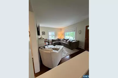 837 Circle Avenue, Franklin Lakes, NJ 07417 - Photo 3