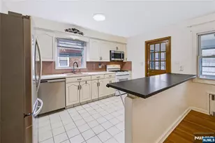 111 Paterson Ave, Hasbrouck Heights, NJ 07604 - Photo 11
