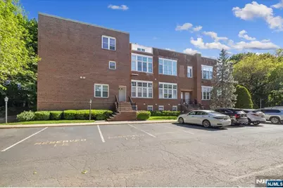 32 Smith Avenue 2F #2F, Fair Lawn, NJ 07410 - Photo 1