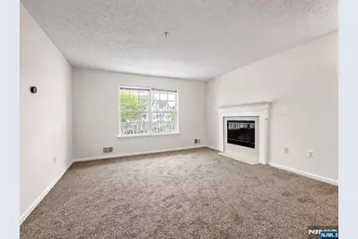 151 Prestwick Way 151 #151, Edison, NJ 08820 - Photo 7