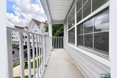 151 Prestwick Way 151 #151, Edison, NJ 08820 - Photo 11