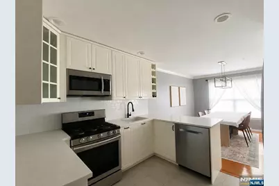 161 Terrace Court, Pompton Lakes, NJ 07442 - Photo 5