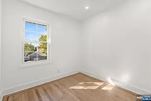 526 Dewey Ave, Cliffside Park, NJ 07010 - Photo 25