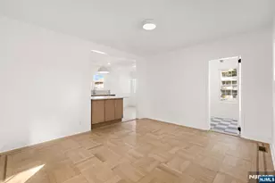 526 Dewey Ave, Cliffside Park, NJ 07010 - Photo 15