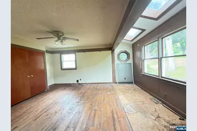 89 Circle Drive, Paramus, NJ 07652 - Photo 21