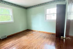 89 Circle Dr, Paramus, NJ 07652 - Photo 19
