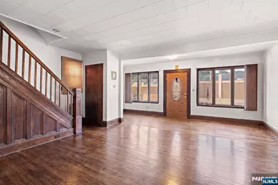 420 Rutherford Avenue, Lyndhurst Township, NJ 07071 - Photo 1