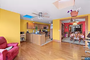 420 Rutherford Ave, Lyndhurst Township, NJ 07071 - Photo 9