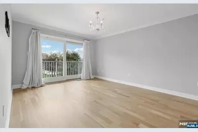 66 Lydia, Guttenberg, NJ 07093 - Photo 19