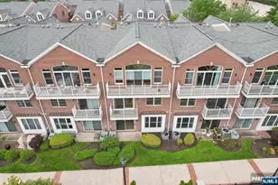 66 Lydia, Guttenberg, NJ 07093 - Photo 31