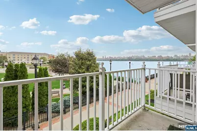 66 Lydia, Guttenberg, NJ 07093 - Photo 21