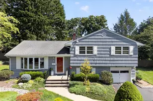 4 Kenyon Ct, Norwood, NJ 07648 - Photo 1