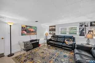 4 Kenyon Ct, Norwood, NJ 07648 - Photo 25
