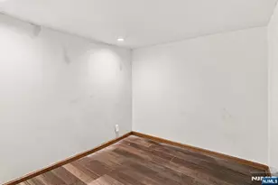 65 Baldwin Ave, Jersey City, NJ 07306 - Photo 7