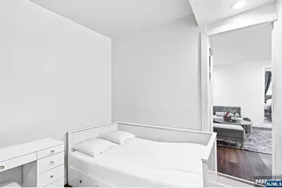 65 Baldwin Avenue, Jersey City, NJ 07306 - Photo 31