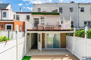 65 Baldwin Ave, Jersey City, NJ 07306 - Photo 13