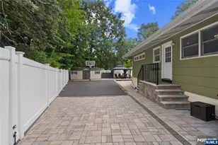26 Dapp Ct, Elmwood Park, NJ 07407 - Photo 25