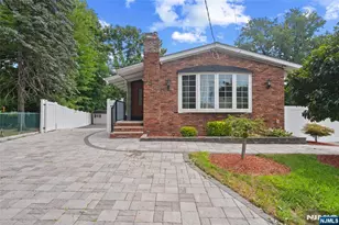 26 Dapp Ct, Elmwood Park, NJ 07407 - Photo 1