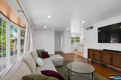 26 Dapp Court, Elmwood Park, NJ 07407 - Photo 25