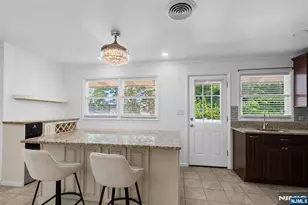 26 Dapp Ct, Elmwood Park, NJ 07407 - Photo 9