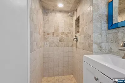 26 Dapp Court, Elmwood Park, NJ 07407 - Photo 9
