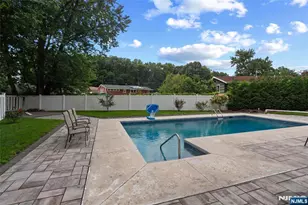 26 Dapp Ct, Elmwood Park, NJ 07407 - Photo 29